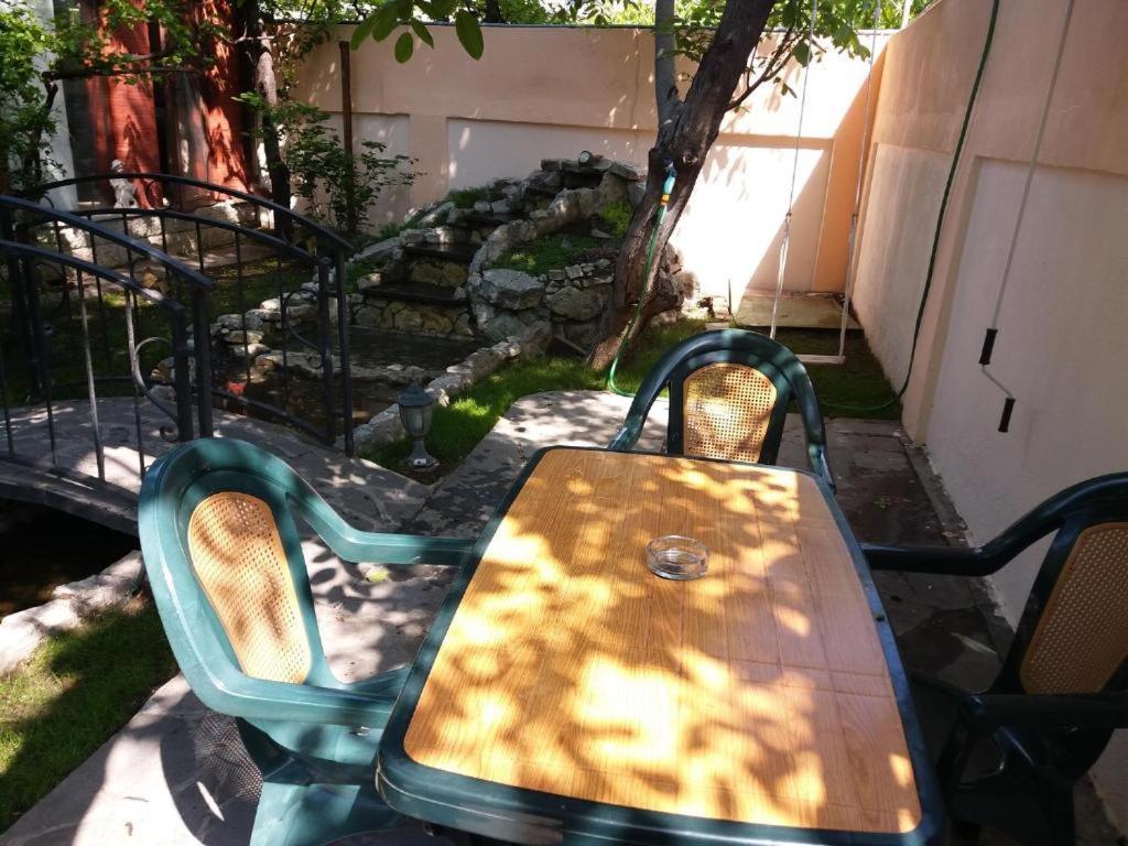 Sanata Tbilisi Exterior foto